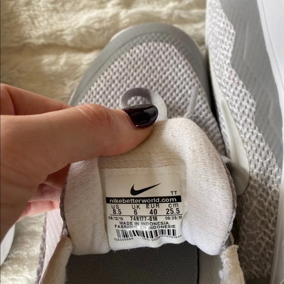 SOLD - Picture 5 of 6